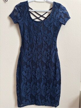 Lineas Navy Lace Bodycon Dress S, Criss-Cross Back